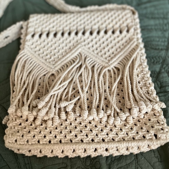 Crochet Shoulder Bag - Picture 4 of 5